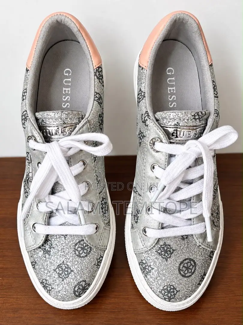 Guess Shoe