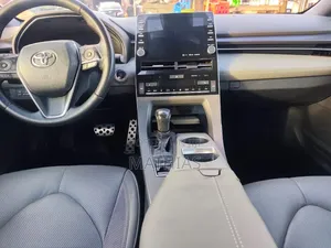 Toyota Avalon 2019