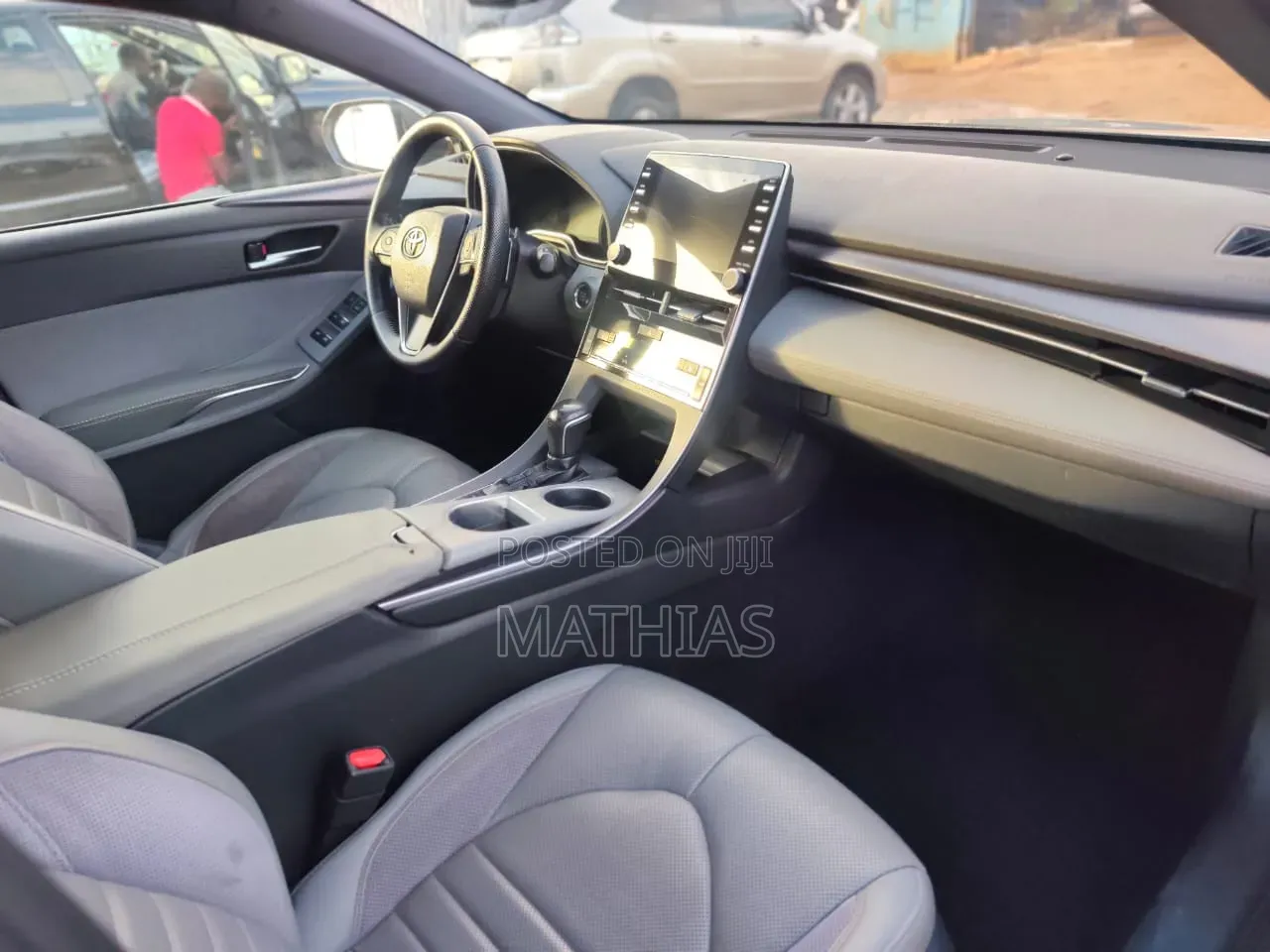 Toyota Avalon 2019