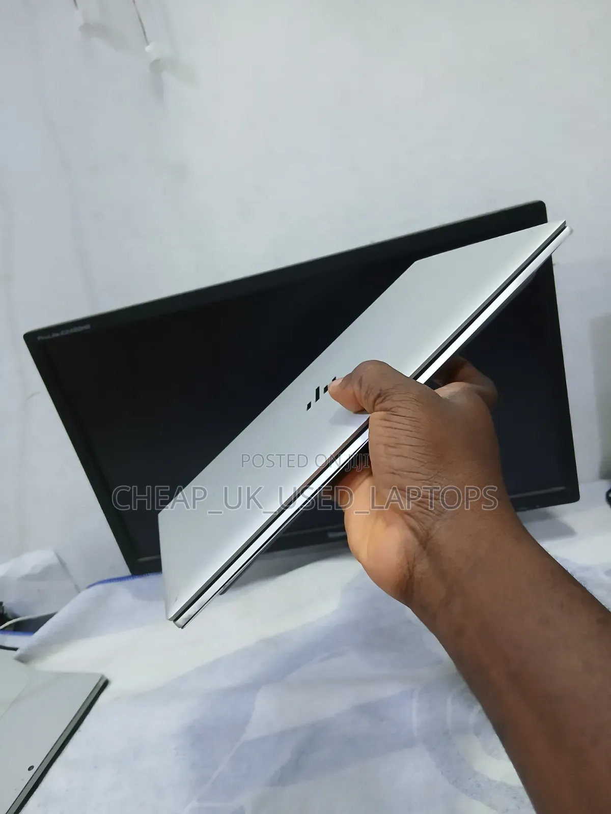 Laptop HP EliteBook 830 G8 8GB Intel Core i7 SSD 512GB