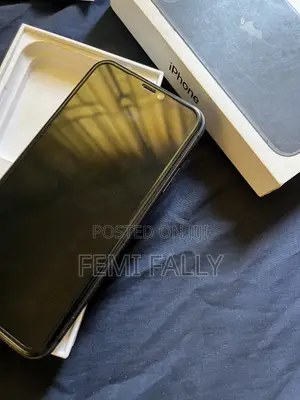 Apple iPhone 11 64 GB Black