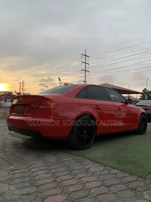 Audi A4 2.0 TDI Avant Automatic 2011 Red
