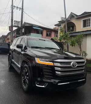 Toyota Land Cruiser 4.0 V6 GX-R 2015 Black