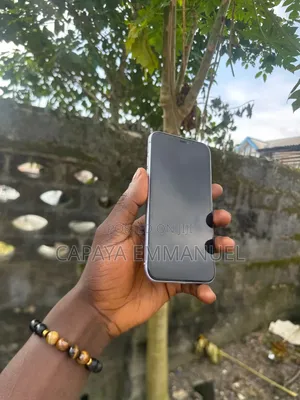 Apple iPhone 11 64 GB