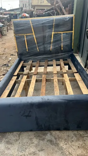 4by6 Bedframe