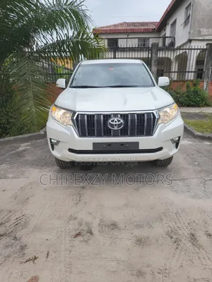 Toyota Land Cruiser Prado 4.0 Petrol GX-R 2021 White
