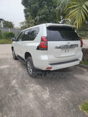 Toyota Land Cruiser Prado 4.0 Petrol GX-R 2021 White