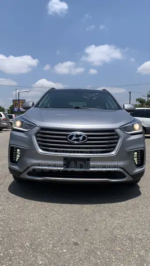 Hyundai Santa Fe 2017 Silver