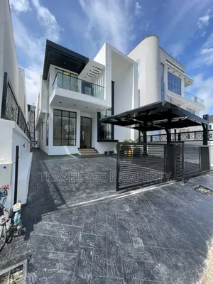 5bdrm Duplex in Private Estate for sale