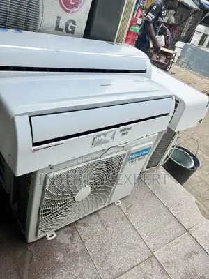 Hisense White Inverter AC