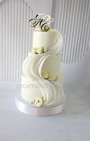 Affordable 3 Step Wedding Cake