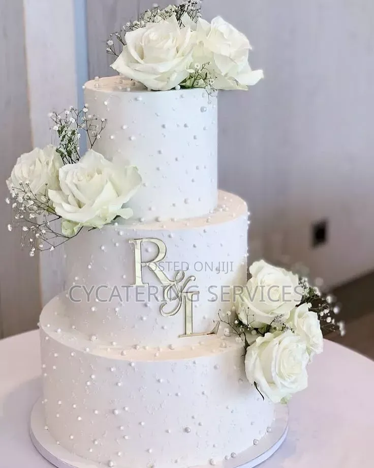 Affordable 3 Step Wedding Cake