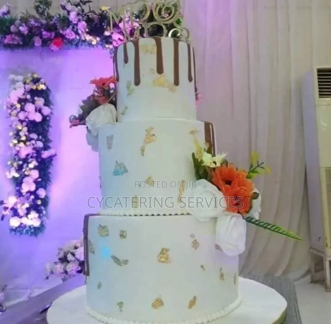Affordable 3 Step Wedding Cake