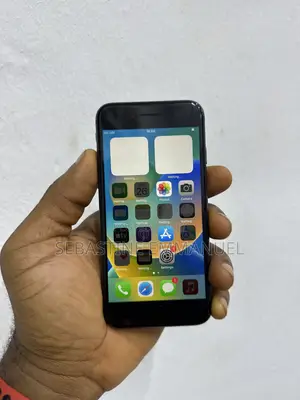 Apple iPhone 8 64 GB Black