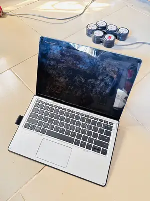 Laptop HP Elite X2 1012 G2 8GB Intel Core i5 SSHD+SSD 256GB