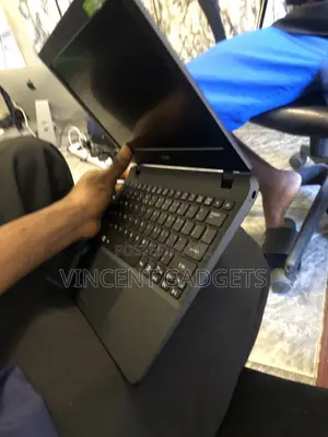 Laptop Acer Aspire One 6GB Intel Core i5 eMMC 500GB