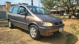 Opel Zafira 2002 Brown