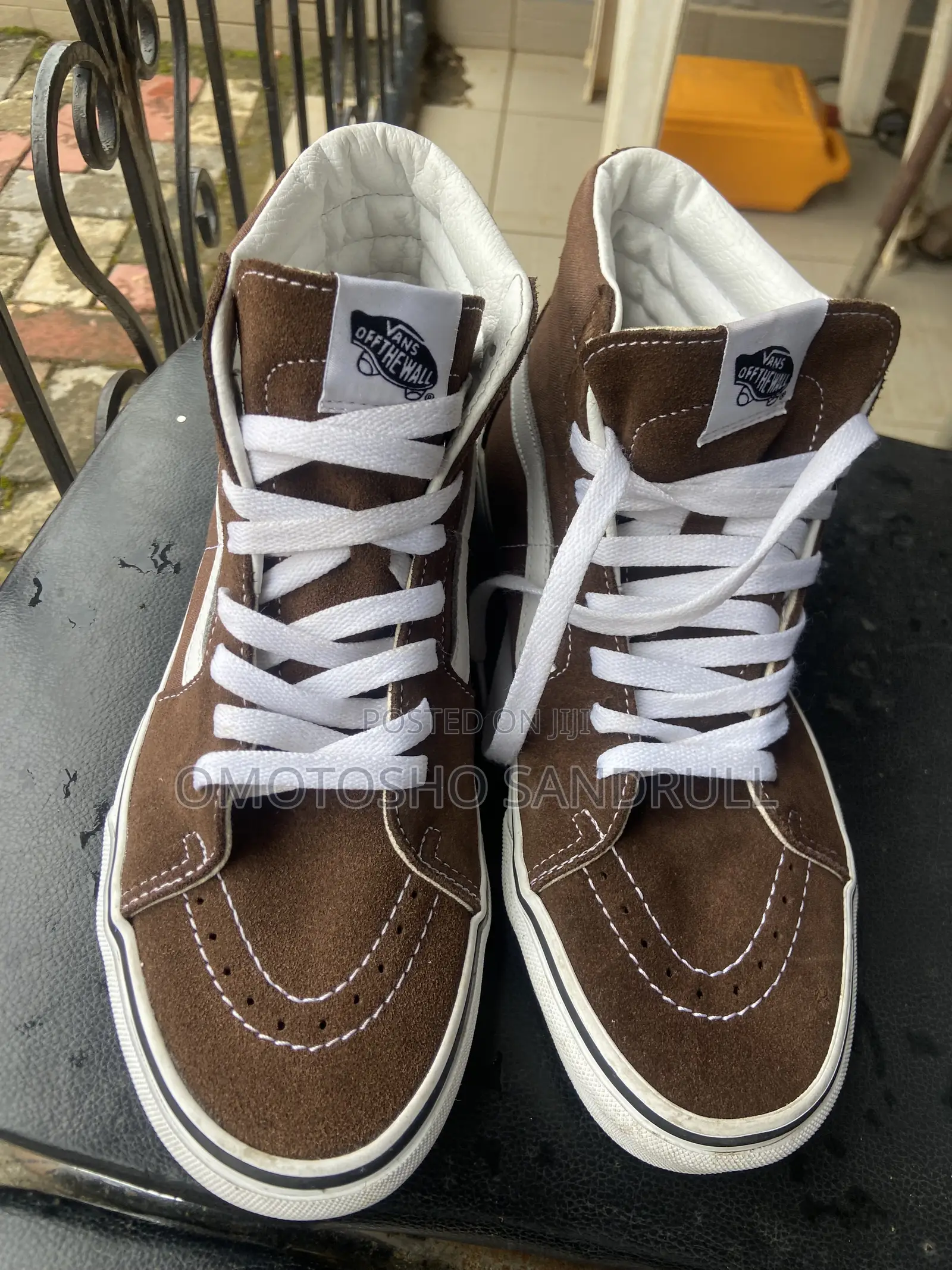 Thrift Shoe