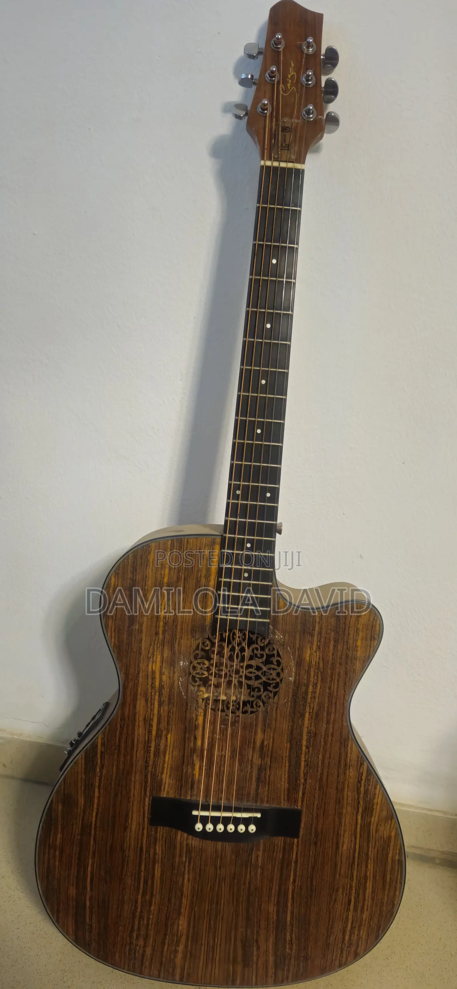 Smiger Electronic Acoustic Guitar