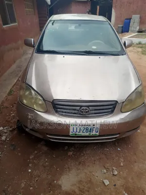Toyota Corolla 1.4 2004 Gold