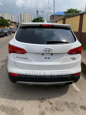 Hyundai Santa Fe 2016 White