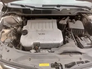 Toyota Venza 2011 Silver