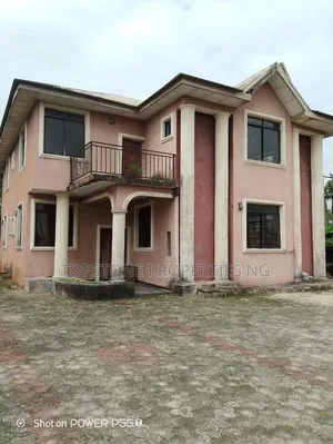 4 Bedroom Duplex for Rent