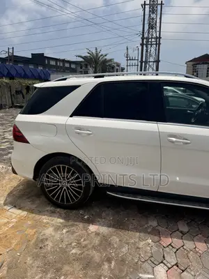 Mercedes-Benz GLE-Class 2016 White