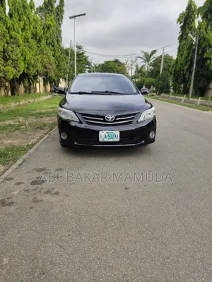 Toyota Corolla 2013 Black