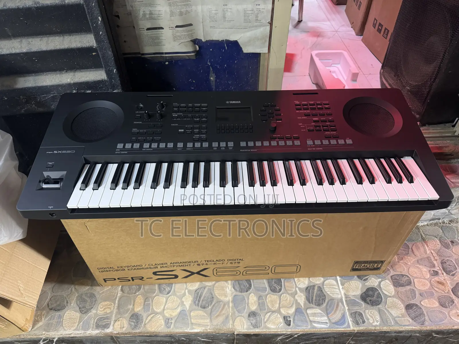 Yamaha PSR-SX620 Keyboard