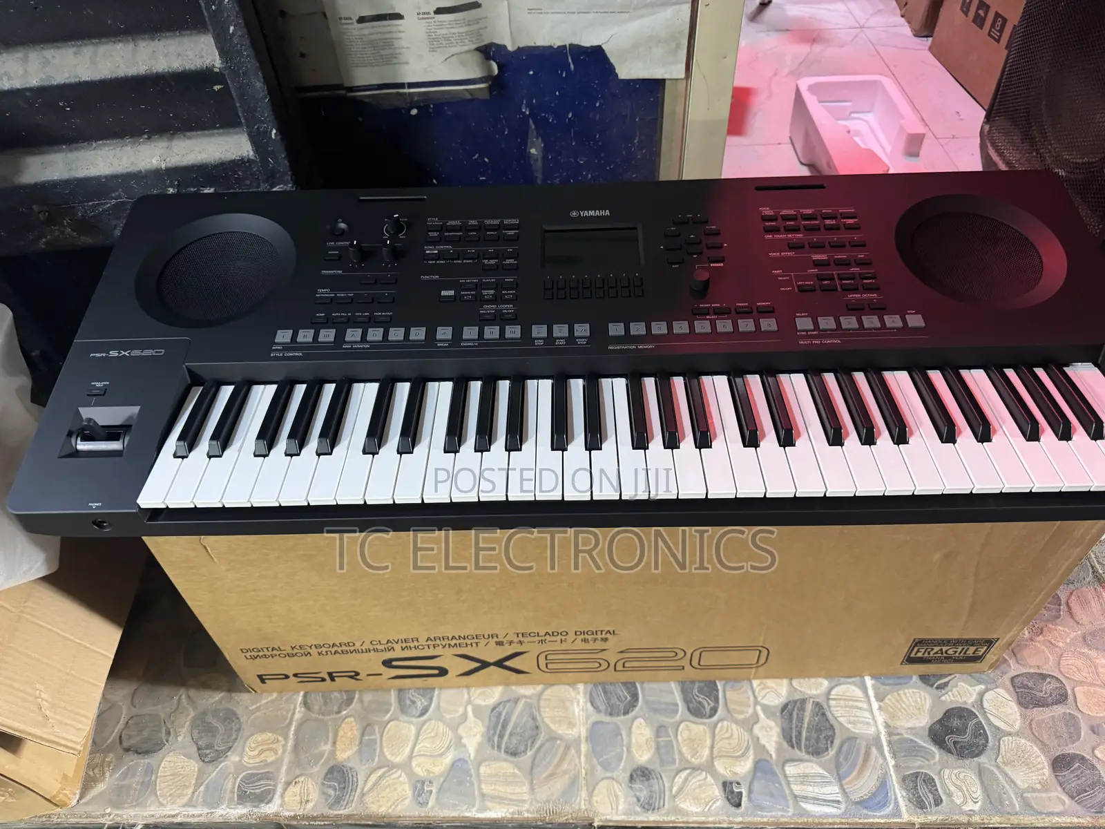 Yamaha PSR-SX620 Keyboard