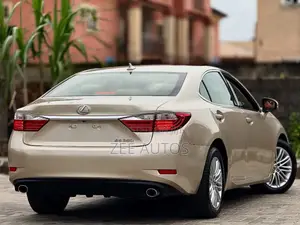 Lexus ES 350 FWD 2015 Gold