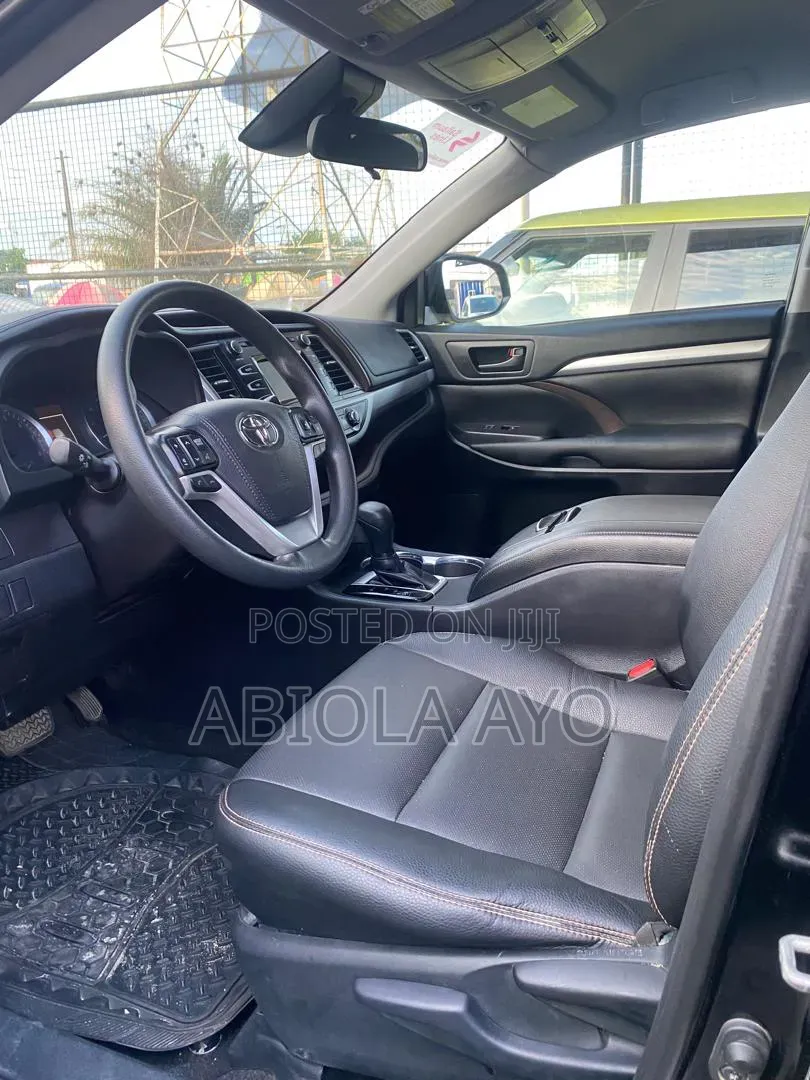 Toyota Highlander 2019 Black