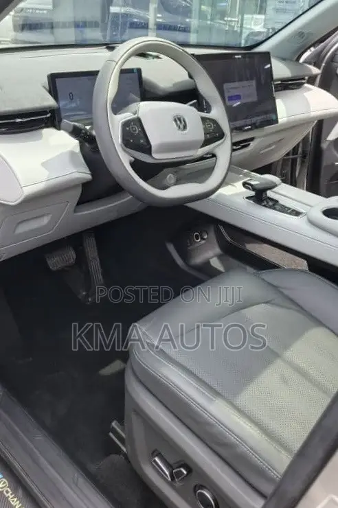 Changan UNI-Z 2024 Silver