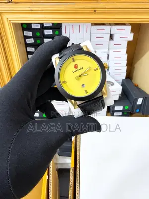Lookworld Leather Wrist Watch