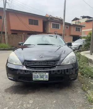 Lexus ES 2024 Black