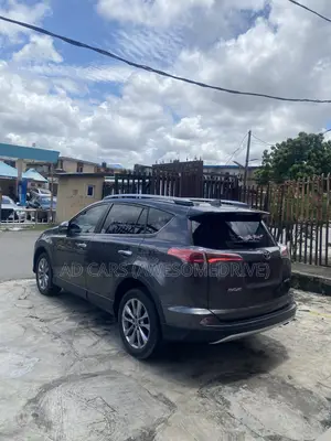 Toyota RAV4 2016 Gray