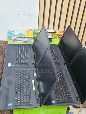 Laptop HP 240 G5 8GB Intel Core 3 SSD 128GB