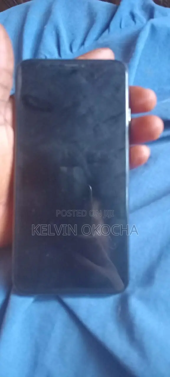 Apple iPhone XS Max 64 GB Black