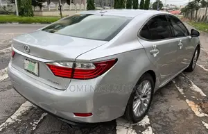 Lexus ES 2014 Silver