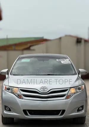 Toyota Venza XLE 2013 Silver
