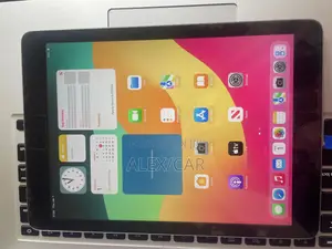 Apple iPad 10.2 (2020) Wi-Fi 64 GB White