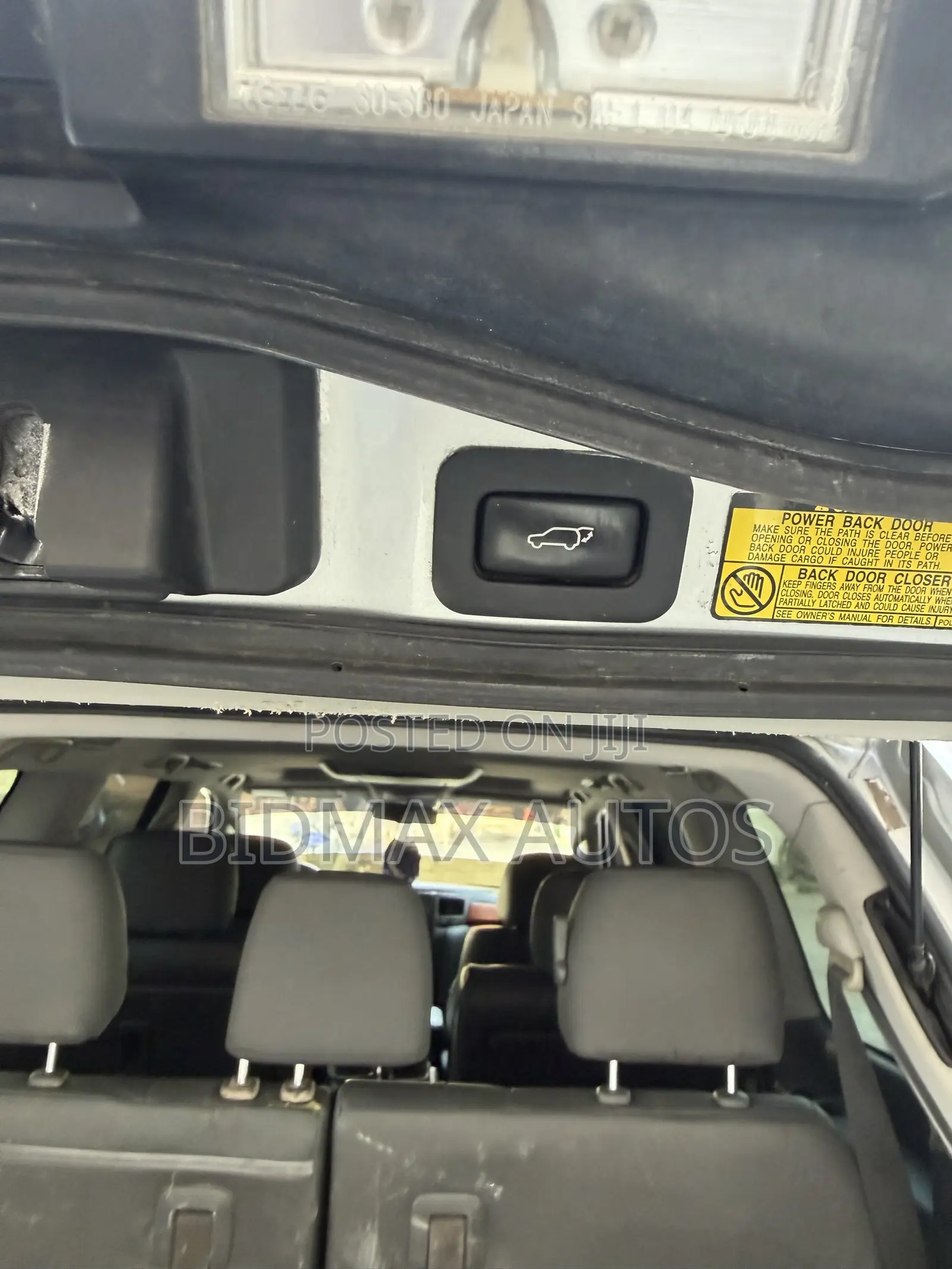 Lexus LX 570 2010 Silver