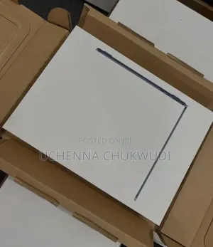 New Laptop Apple MacBook Air 2025 M4 16GB Apple M4 SSD 512GB