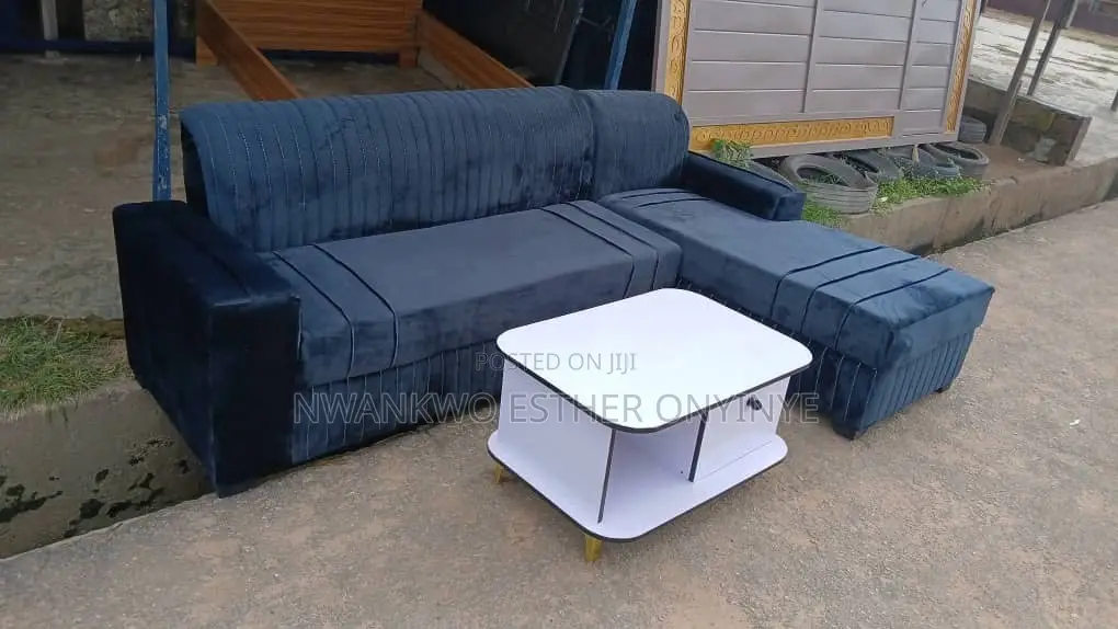 Chic Sofa Set With Table