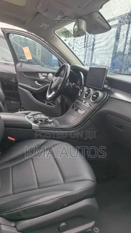 Mercedes-Benz GLC-Class 2017 Black