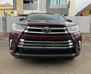 Toyota Highlander Limited Platinum V6 4x4 (3.5L 6cyl 6A) 2016 Burgundy