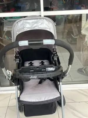 Jeep Unlimited Reversible Handle Stroller