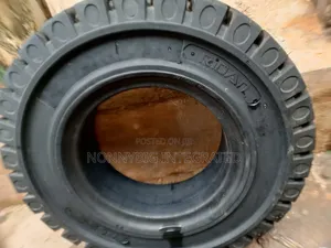 Forklift Solid Tyres