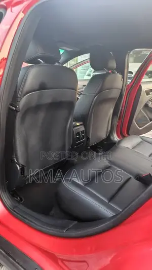 Mercedes-Benz GLA 250 2016 Red